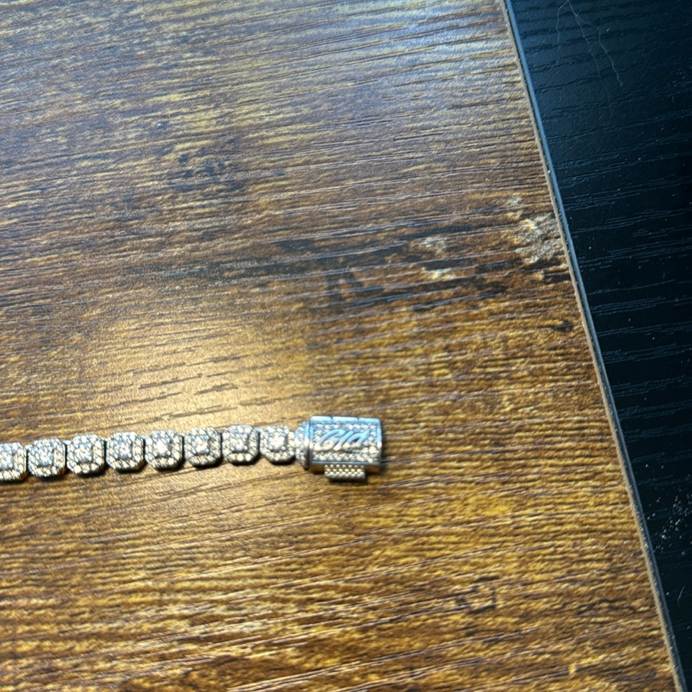 Gld Micro Clustered Tennis Necklace in
White Gold